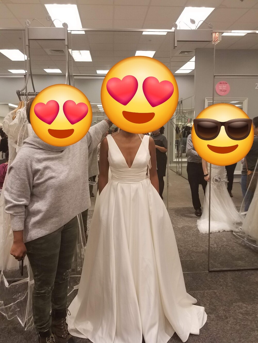 David's Bridal Ivory Deep V A-Line Wedding Gown